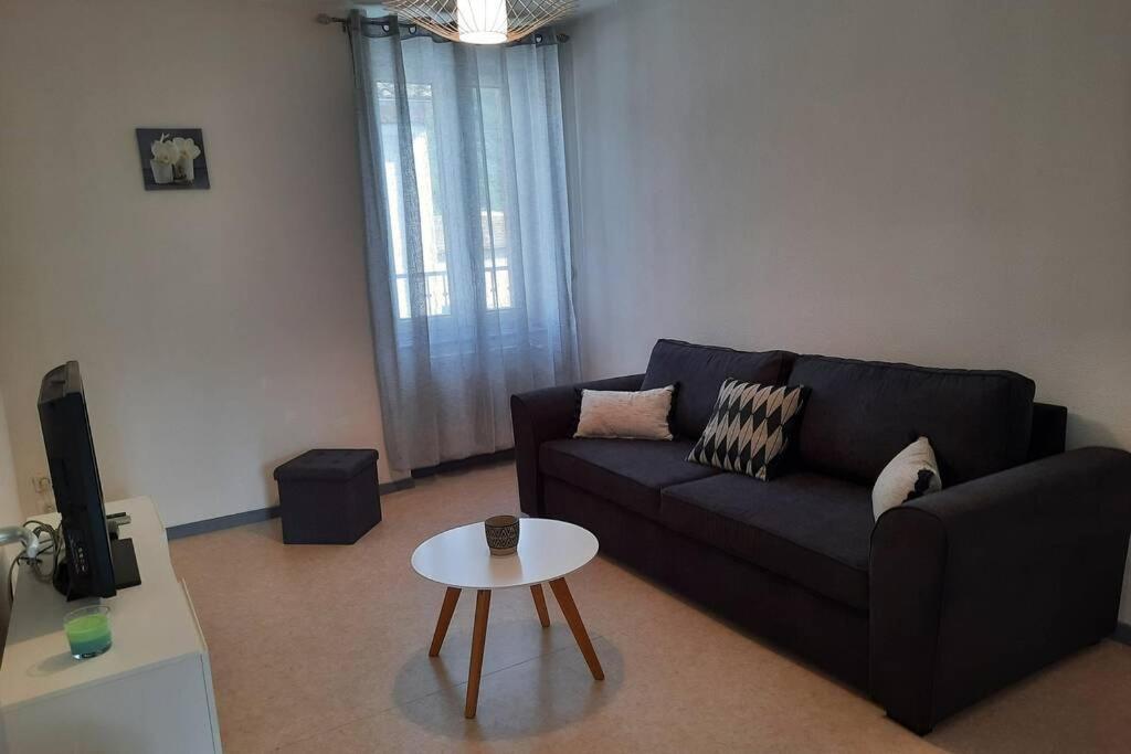 Saint Fortunat Sur Eyrieux : Gite 4 A 6 Personnes ภายนอก รูปภาพ