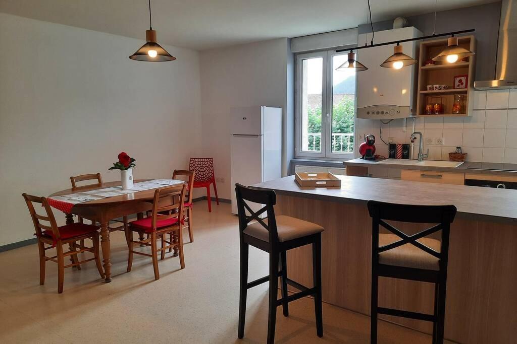Saint Fortunat Sur Eyrieux : Gite 4 A 6 Personnes ภายนอก รูปภาพ