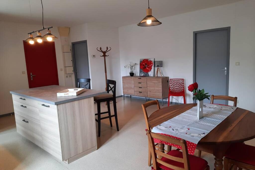 Saint Fortunat Sur Eyrieux : Gite 4 A 6 Personnes ภายนอก รูปภาพ